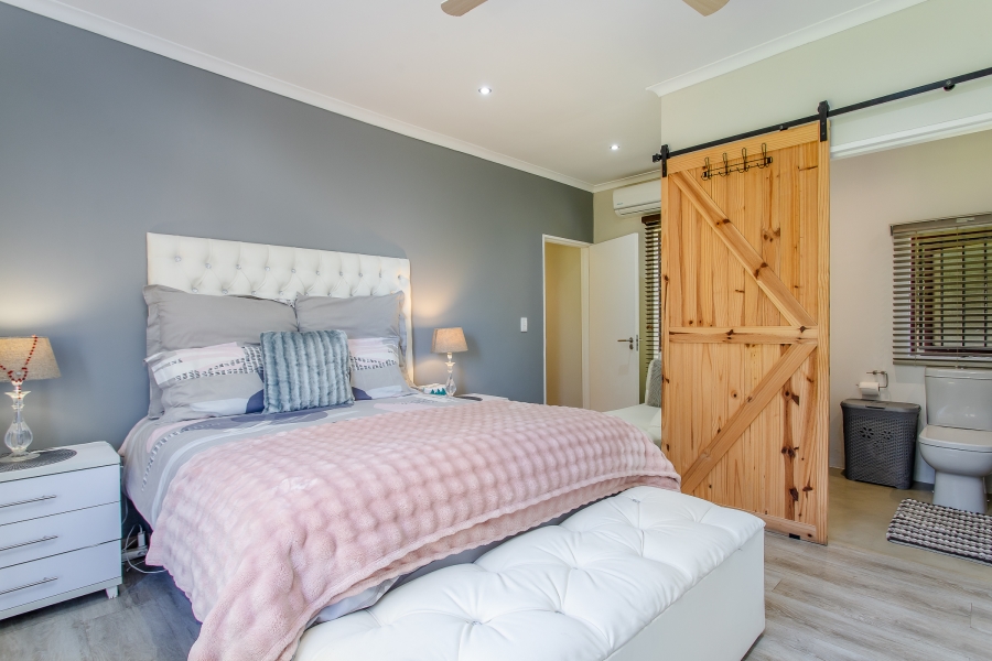 To Let 3 Bedroom Property for Rent in Ranzadale Western Cape